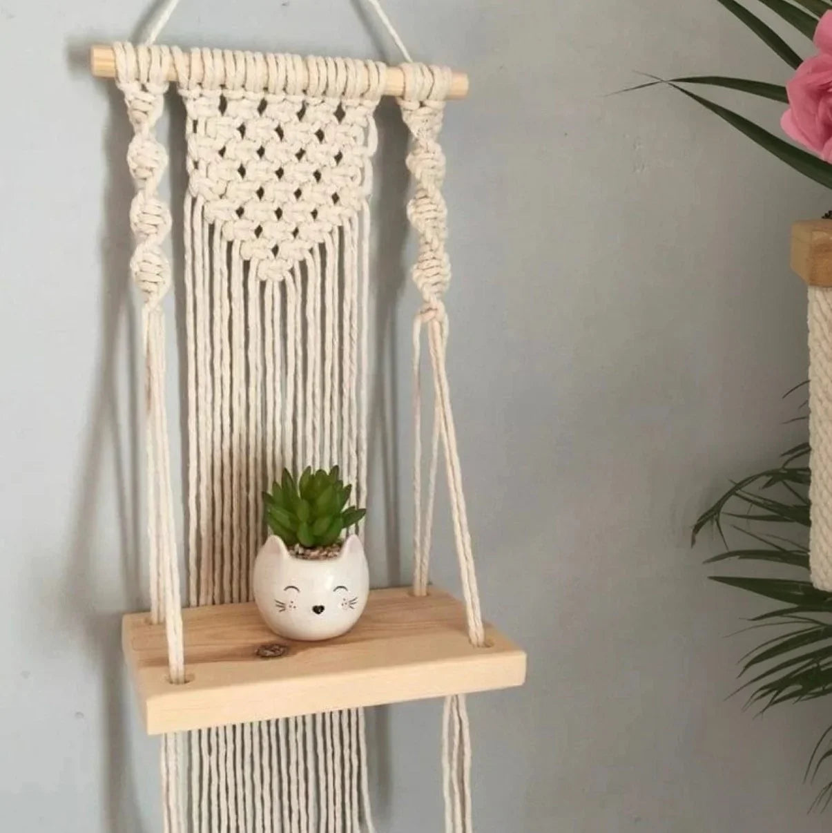 رف مكرمية حائط خشب طبيعي وقطن، 20*40 سم