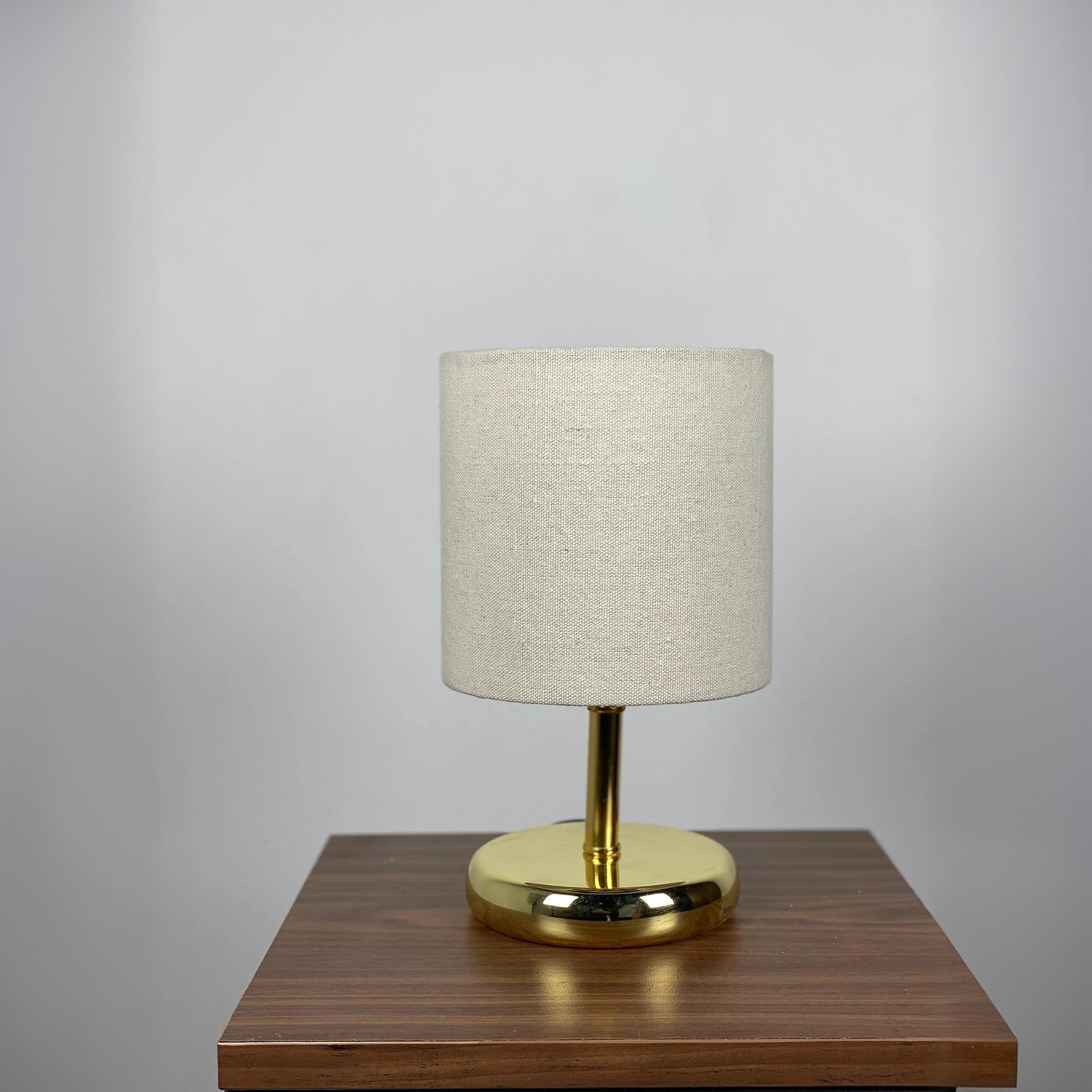 أباجورة ستيل وقماش، 15*22 سم