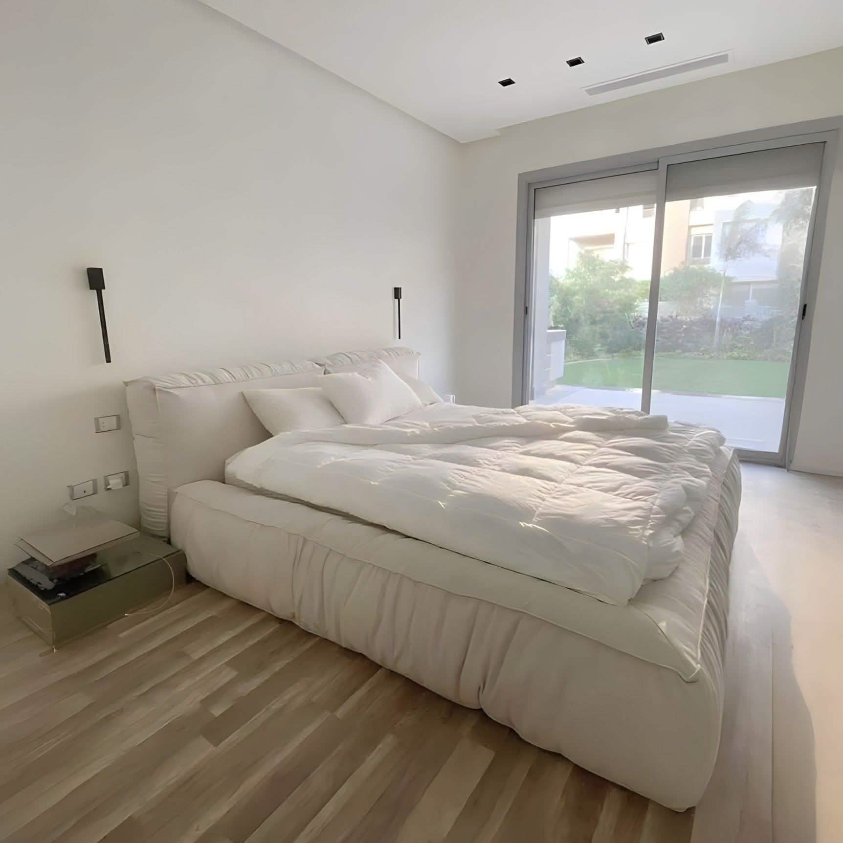 سرير خشب كونتر و موسكي متعدد المقاسات - IST35 High Style