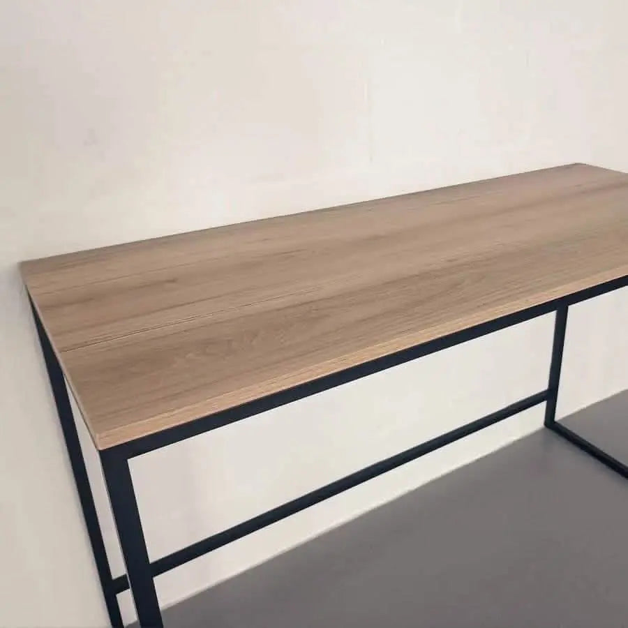 تسوق الأن من هومكس  مكتب بسطح خشبي 120*40*72 سم - CH282 بأفضل سعر وأفضل جودة 