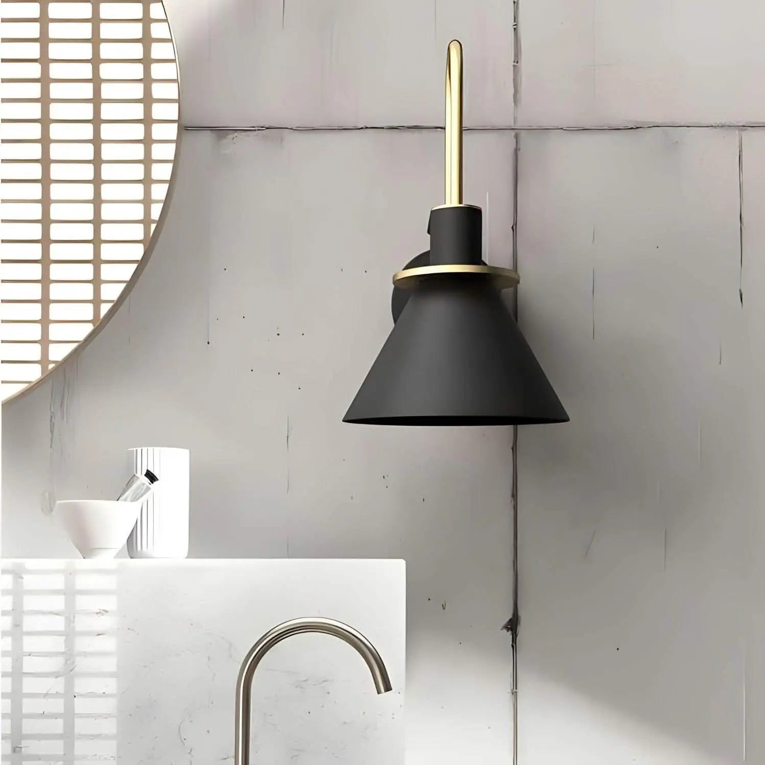 أبليك حائط معدن، 18*31 سم