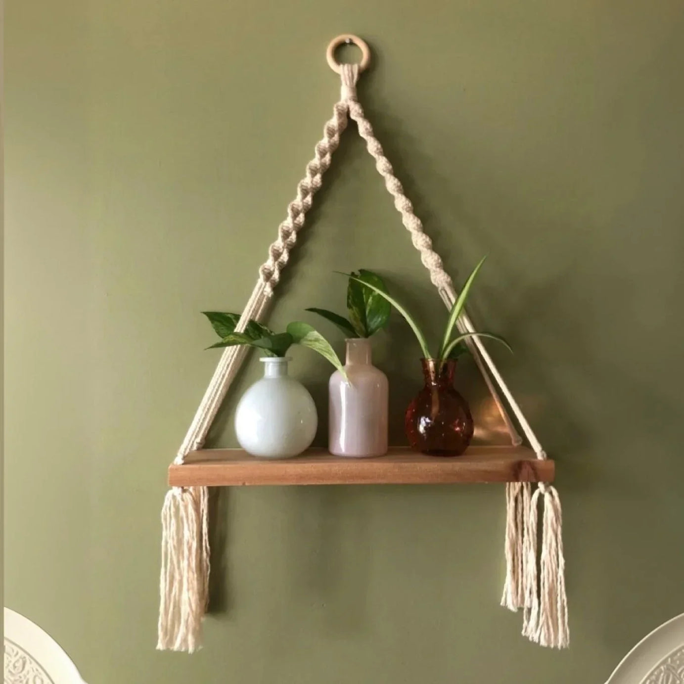 رف مكرمية حائط خشب طبيعي وقطن، 60*40 سم