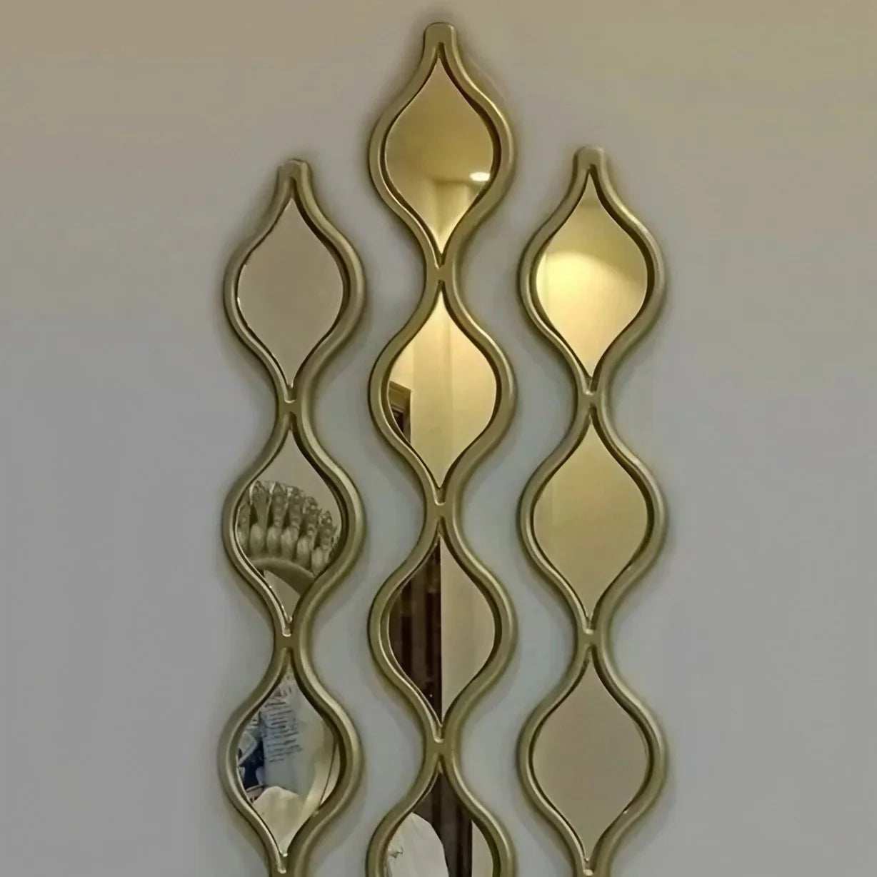 طقم مرايات ديكور حائط بإطار ام دي اف، 10*2*100 سم - 3 قطع
