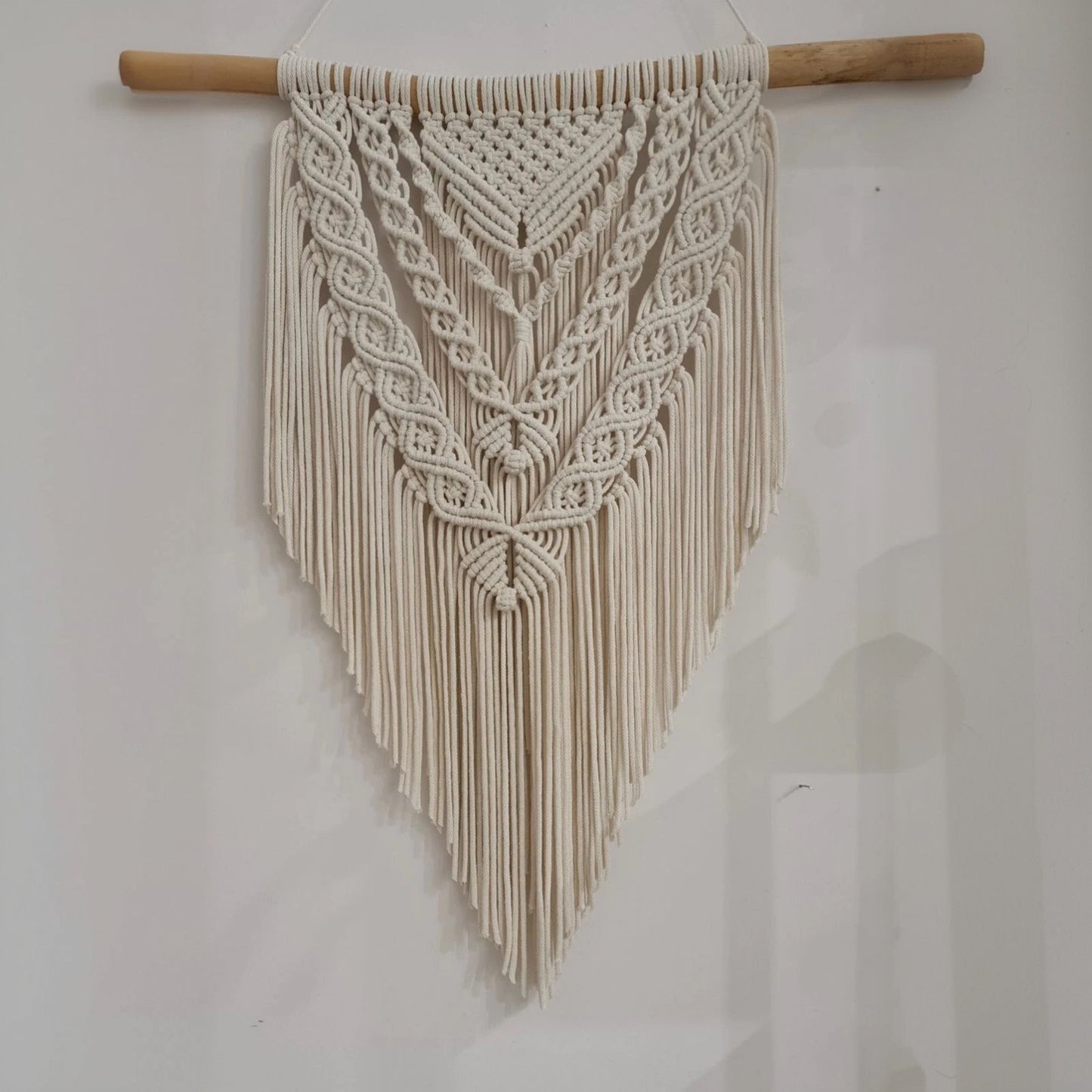 مكرمية حائط قطن وخشب طبيعي، 60*80 سم