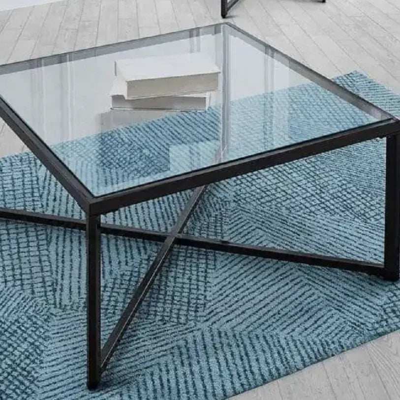 ترابيزة قهوة ستيل بسطح زجاج مع إطارات معدنية سوداء وأرجل بشكل إكس حديثة 80x80x45 سم