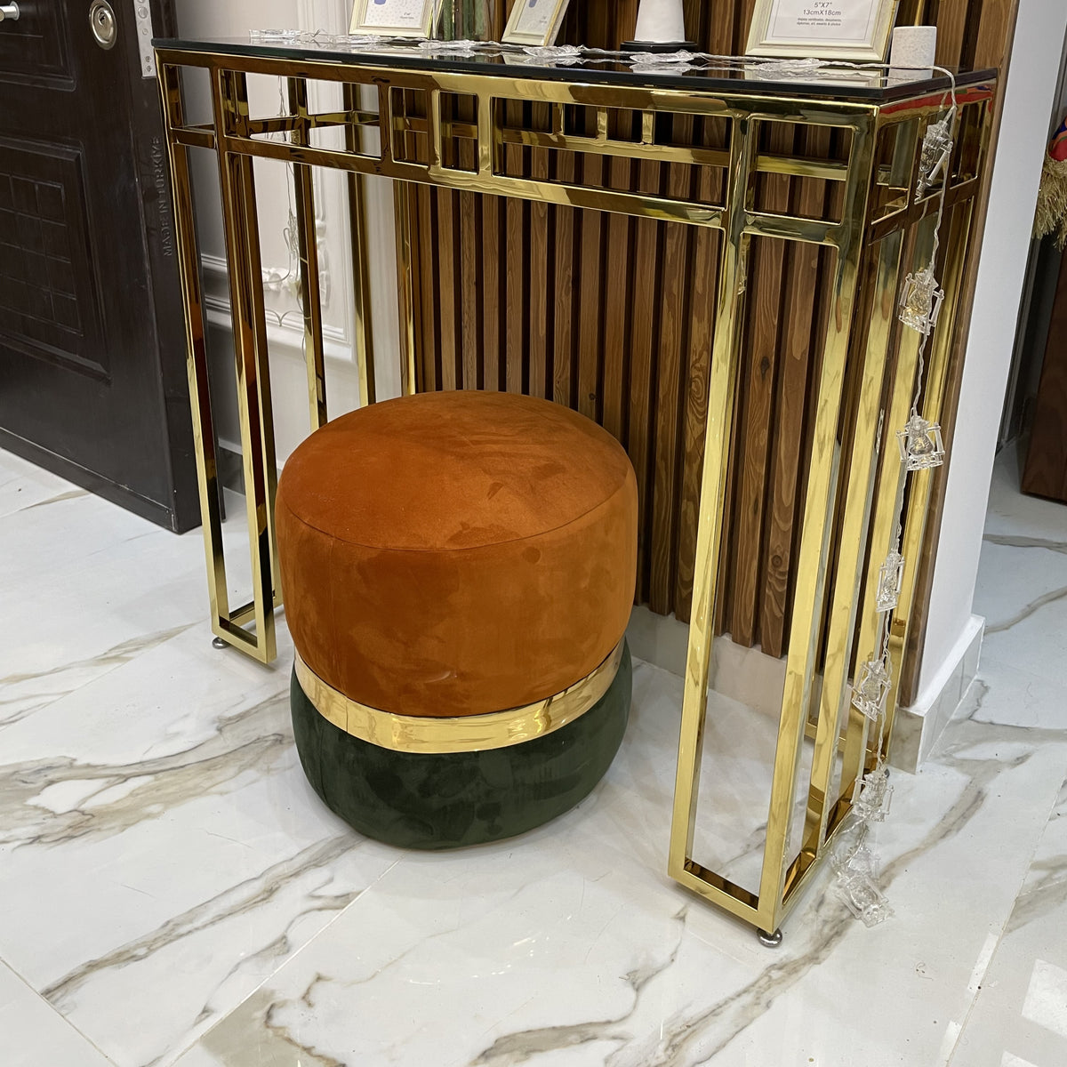 Steel console with glass top, 120x40x90 cm