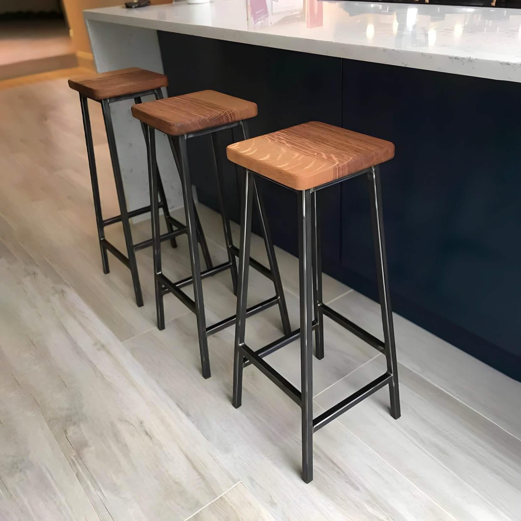 كرسي بار ستيل و ام دي اف، 35*35*70 سم