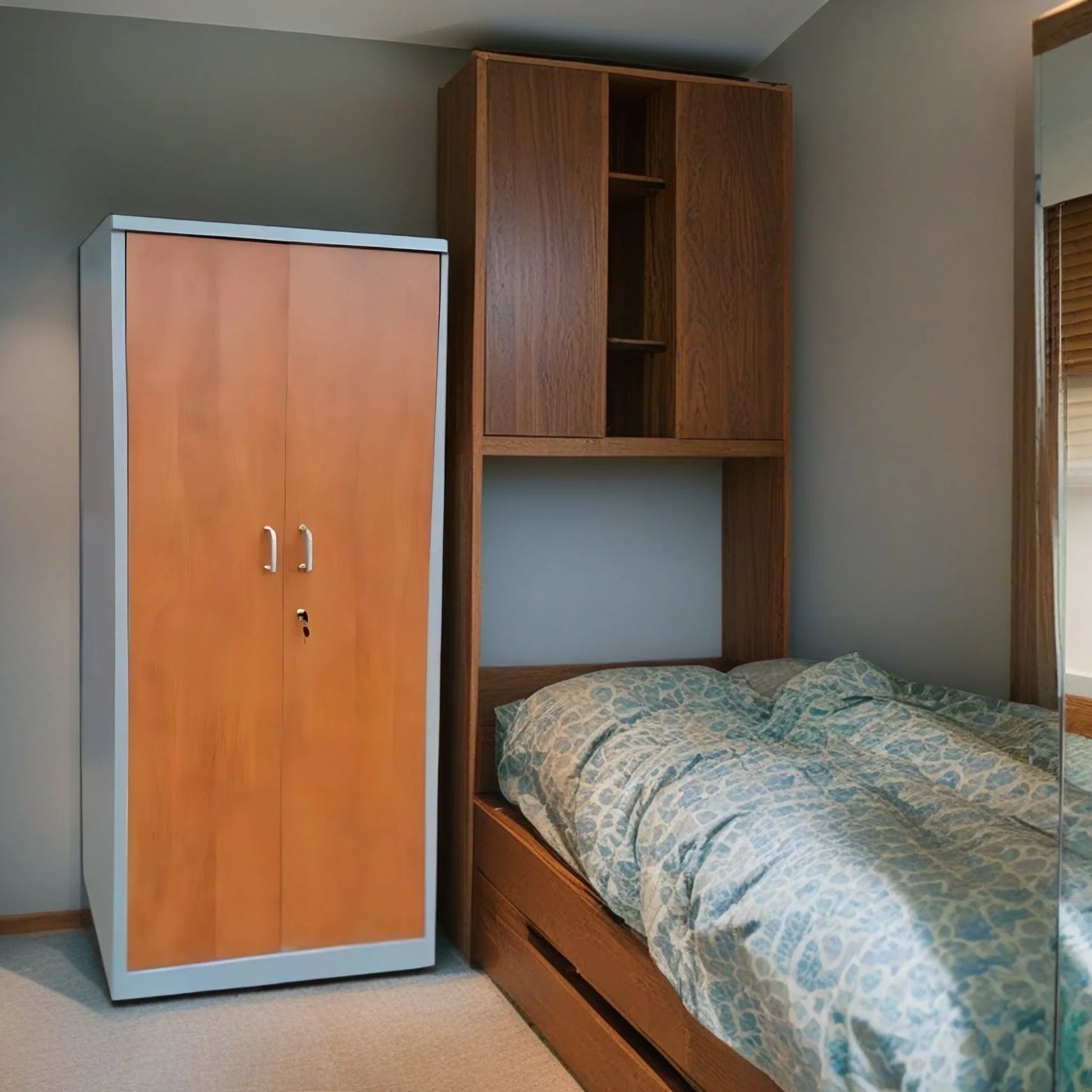 دولاب معدن و خشب، 80*40*180 سم