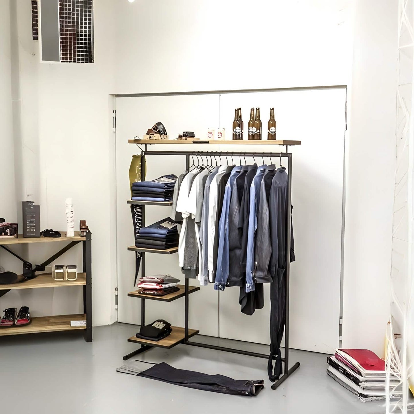 
علاقه ملابس ستيل و خشب ام دي اف، 120*40*150 سم
