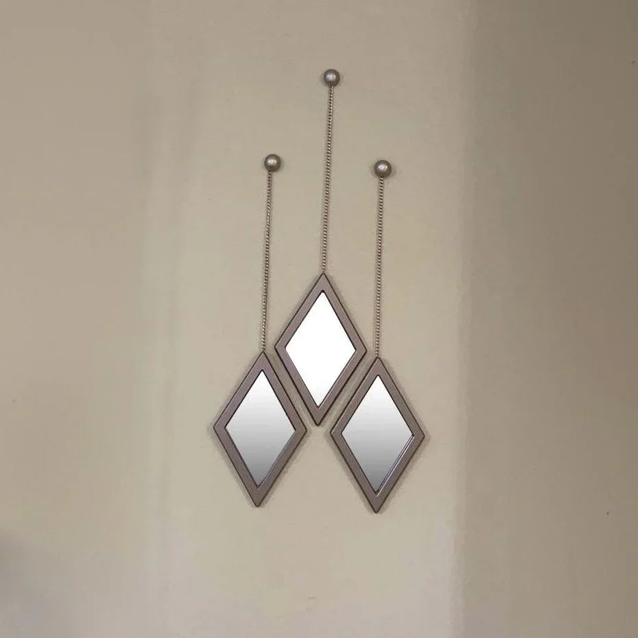 طقم مرايات حائط بإطار ام دي اف، 17*2*28 سم - 3 قطع