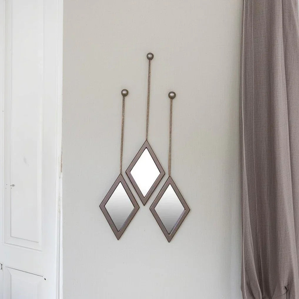 طقم مرايات حائط بإطار ام دي اف، 17*2*28 سم - 3 قطع