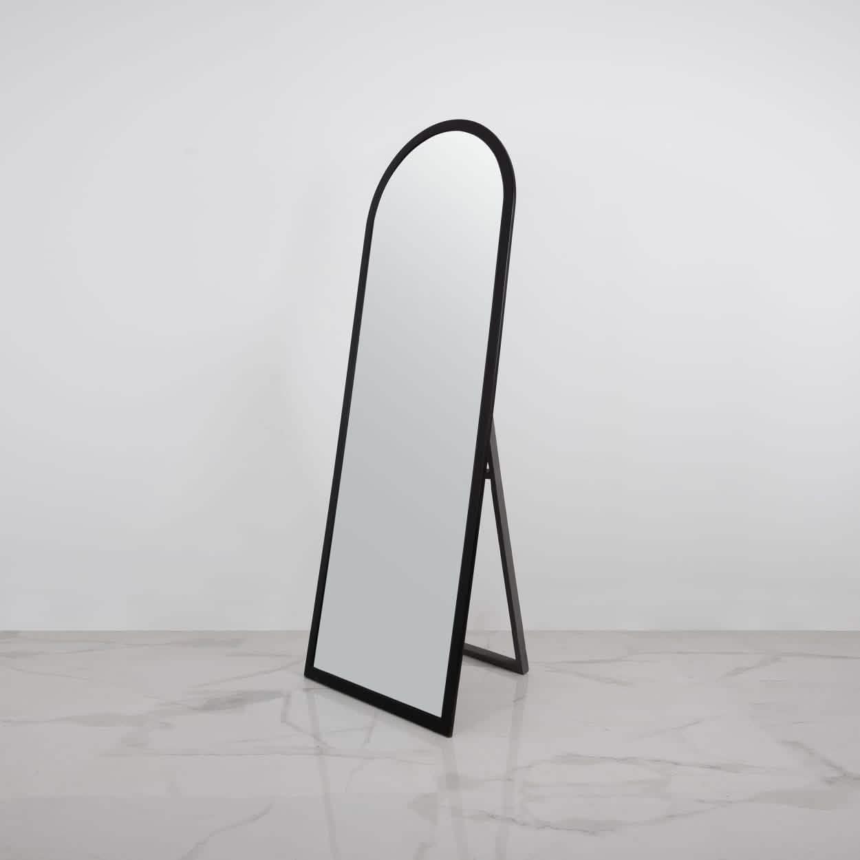 مرايا ارشيد استاند خشب ام دي اف، 60*170 سم - أسود