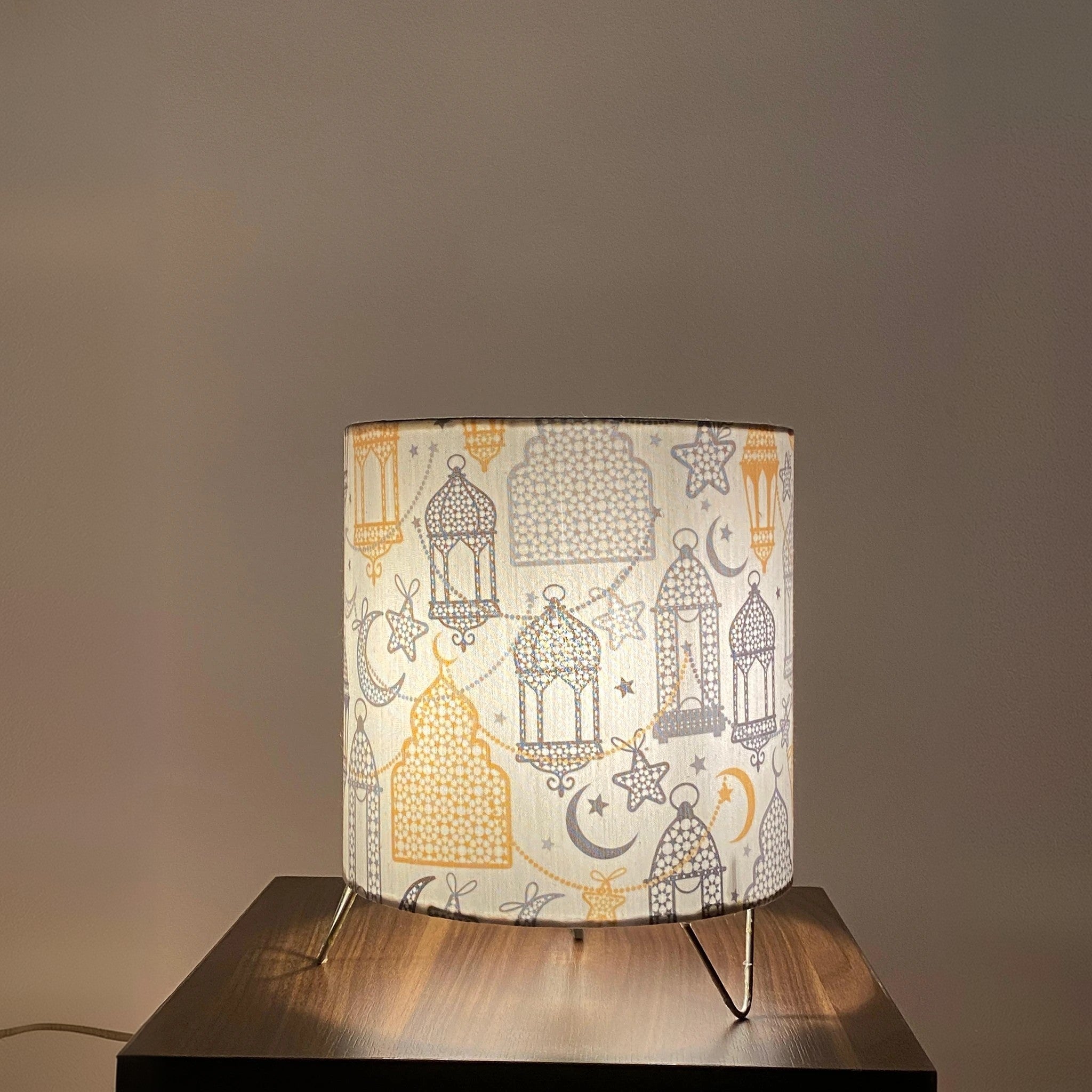 أباجورة قماش وستيل، 20*20 سم