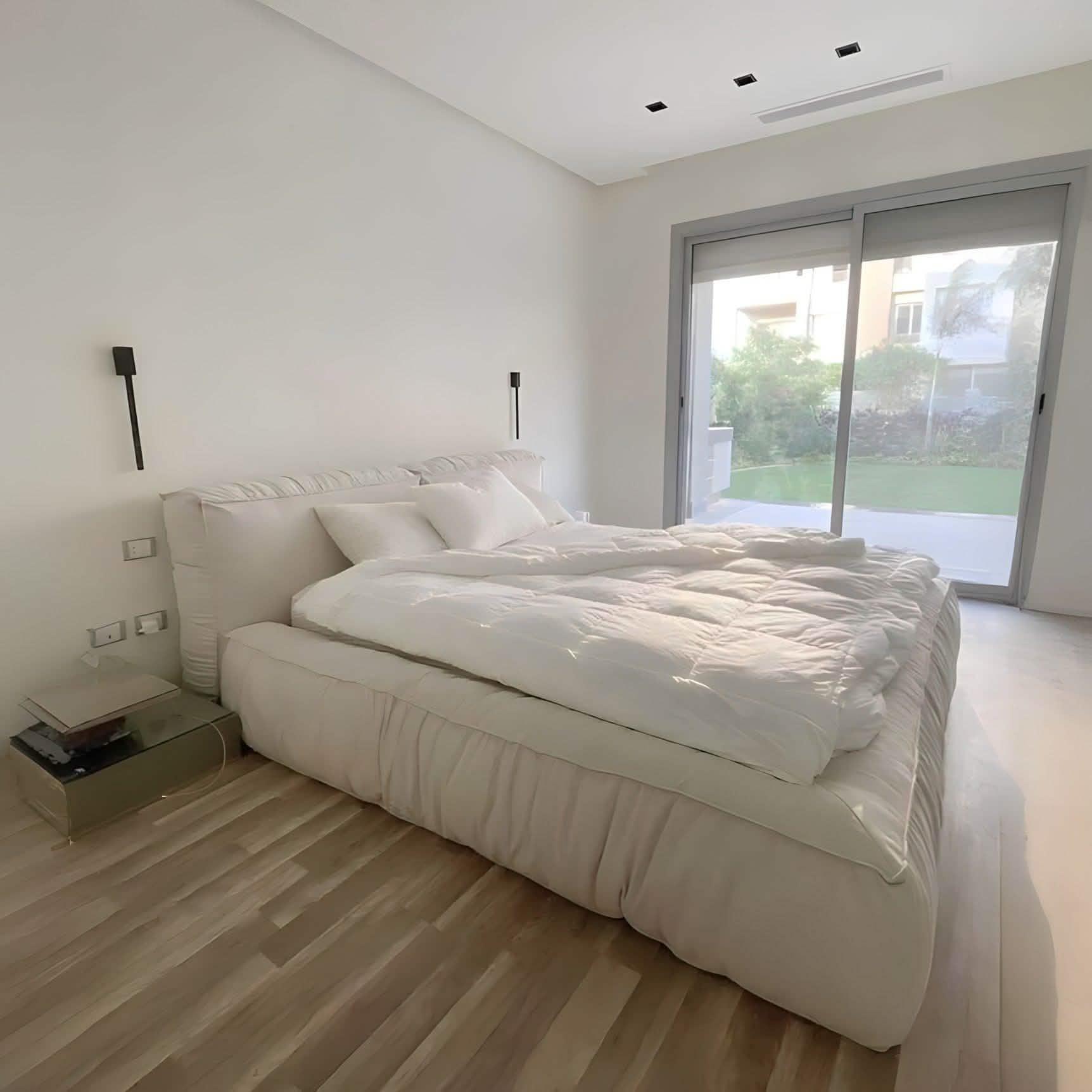 سرير خشب كونتر و موسكي متعدد المقاسات - IST35 High Style