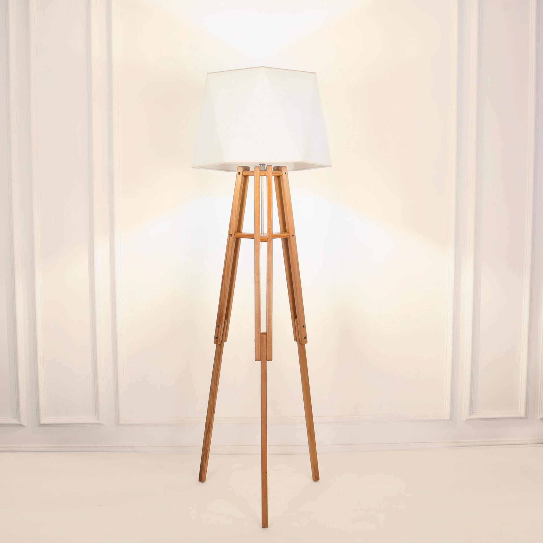 أباجورة أرضية خشب زان، 45*160 سم